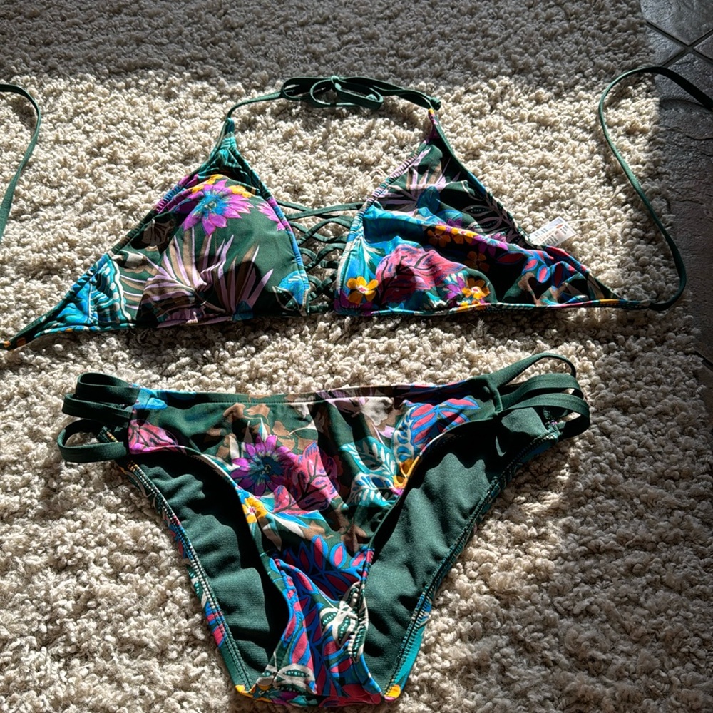 Tropical bikini